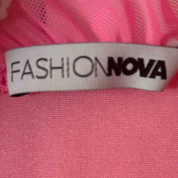 Pink dress - Picture 4 of 4